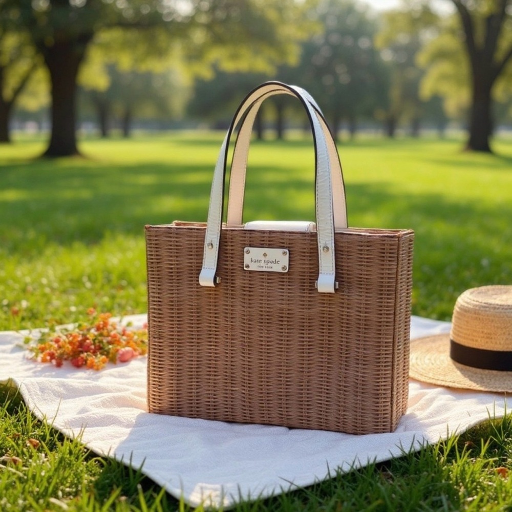 Kate Spade Woven Rattan Tote Bag in Brown with White Handles